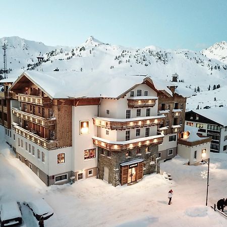 Hotel Alpenland Obertauern Exterior foto