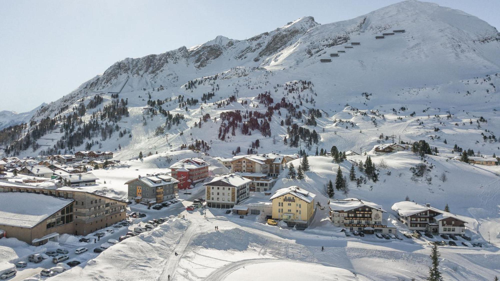 Hotel Alpenland Obertauern Exterior foto